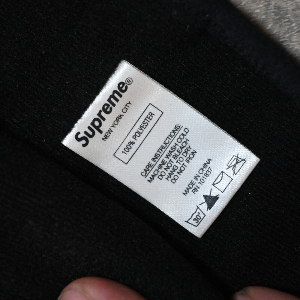 Supreme Neck Gaiter Charcoal Grey 100 % Authentic - Picture 4 of 4